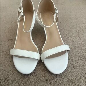 Dream Pairs White Heels Minimalist Design